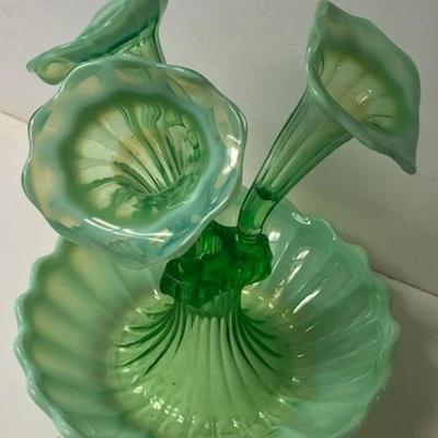 Fenton Green Three Horn Epergne