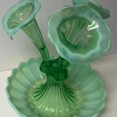 Fenton Green Three Horn Epergne
