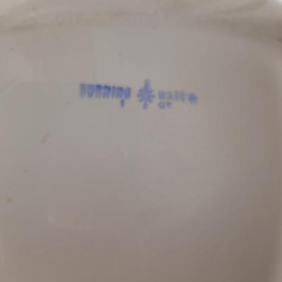 LOT OF CORNING WARE AND LIDS