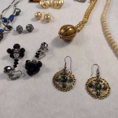 Collection of Fashion Jewelry- Necklaces, Earrings, Bracelets (#23)