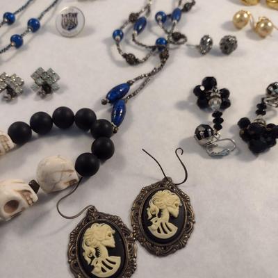 Collection of Fashion Jewelry- Necklaces, Earrings, Bracelets (#23)