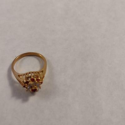 Collection of Six Fashion Rings (#25)