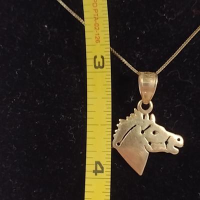 14kt Yellow Gold Necklace with Horse Head Pendant- Approx 3.8 Grams (#27)