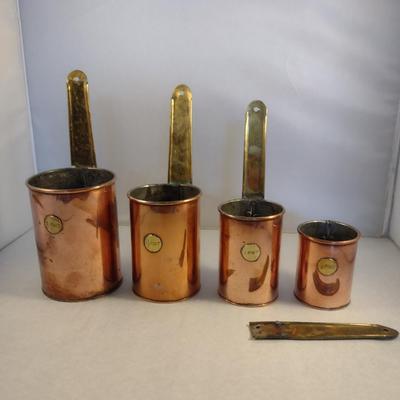 Set of Four Vintage Graduated Size Copper Dippers