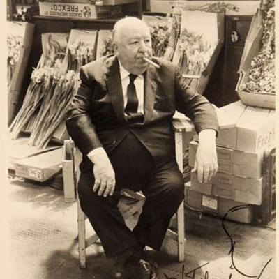 Alfred Hitchcock signed portrait photo 