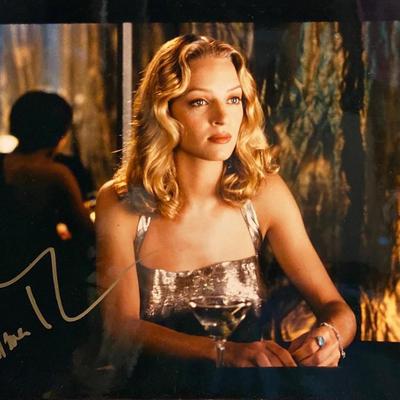 Uma Thurman signed movie photo