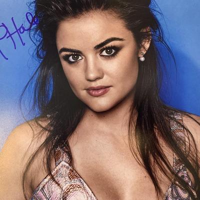 Lucy Hale signed photo (PSA/DNA)