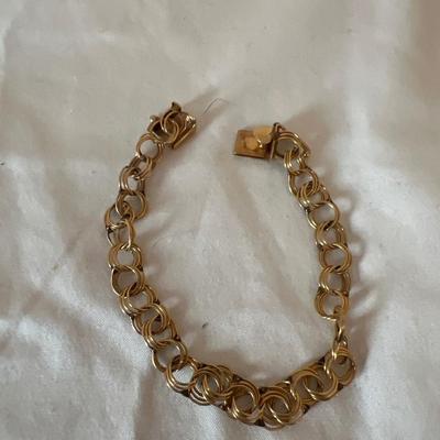 14K Gold Necklaces Including a Diamond & Bracelets (P-RG)