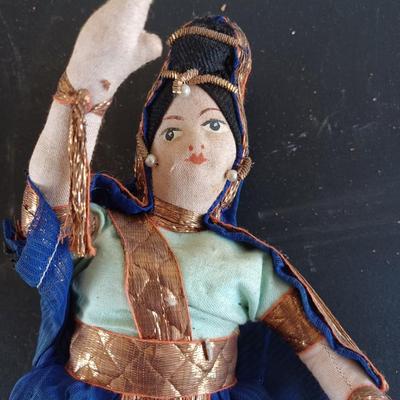 3 indian cloth figurine wedding