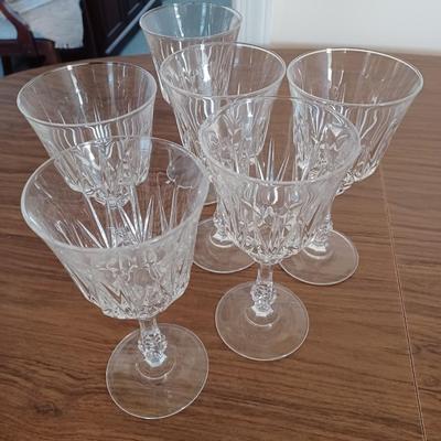6 crystal glasses