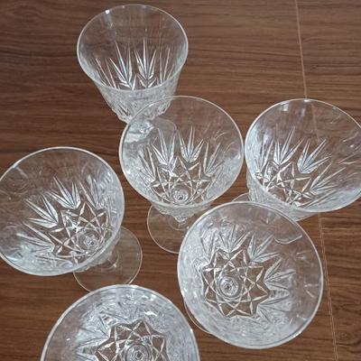 6 crystal glasses