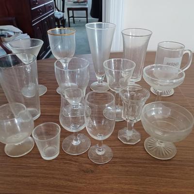 15 pc glass lot