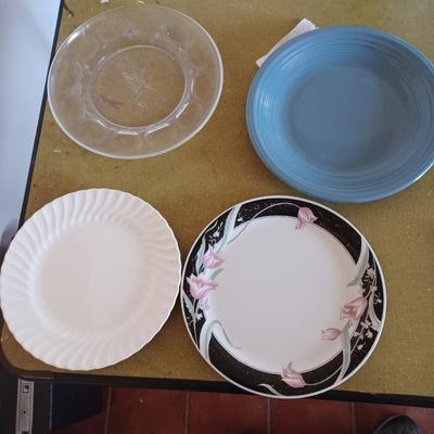 4 pc plate lot