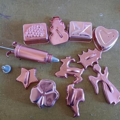 cookie press + cutter lot