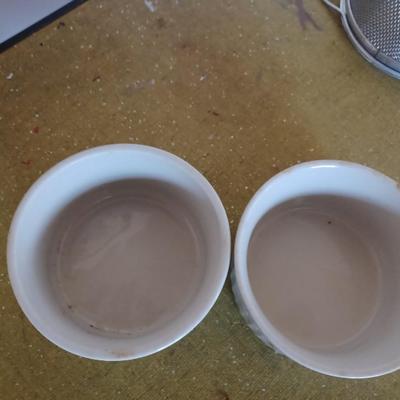 2 COUNTRYSIDE Stoneware Collection Ramekin Dessert Dish