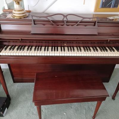 Wurlitzer Spinet Piano