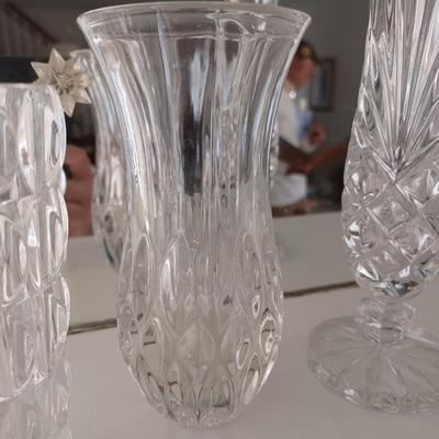 3 crystal vases