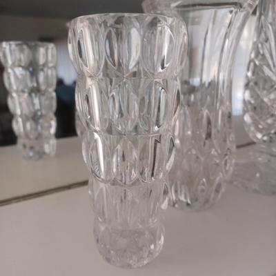 3 crystal vases