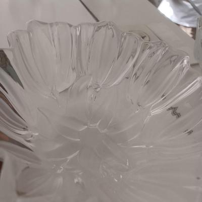 frosted tulip nut dish