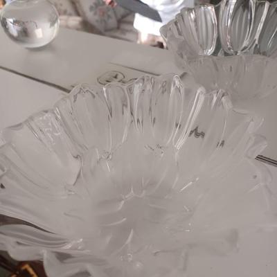 frosted tulip nut dish