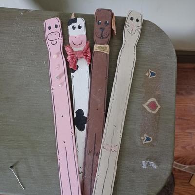 4 bookmarks
