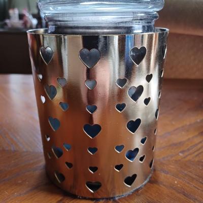 metal heart candle holder