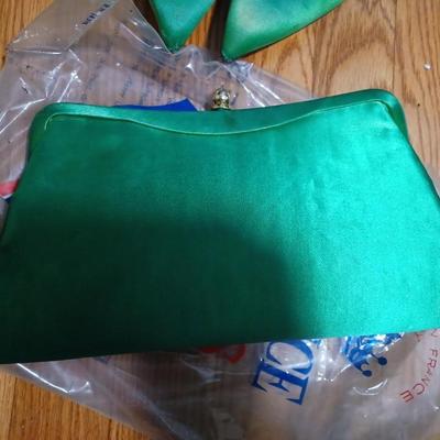 green dyed shoes (6.5) & matching purse