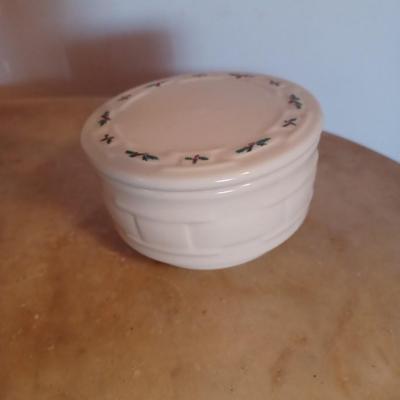 Longaberger cup with lid/base