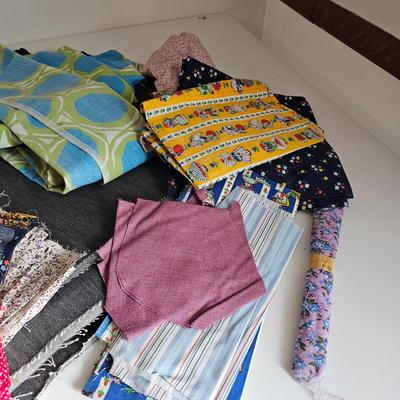 Sewing Essentials-Thread, Scissors, Bobbins, Fabric & More (UC-JS)
