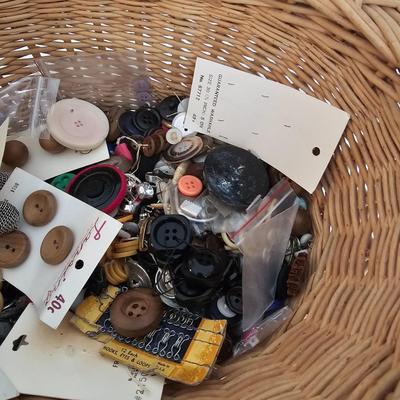 Sewing Essentials-Thread, Scissors, Bobbins, Fabric & More (UC-JS)