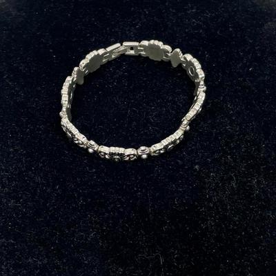 Silver Tone Link Bracelet