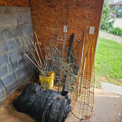 Garden Stakes, Tomato Cages, Shadecloth & More (S-JS)