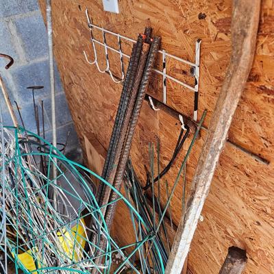 Garden Stakes, Tomato Cages, Shadecloth & More (S-JS)