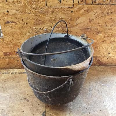 Three Cast Iron Pots w/Handles (S-JS)