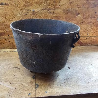Three Cast Iron Pots w/Handles (S-JS)
