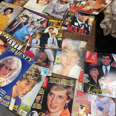 30 British Royal Family Magazines