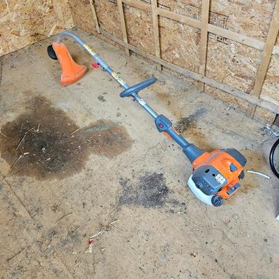 Husqvarna 128CD Gas String Trimmer (S-JS)