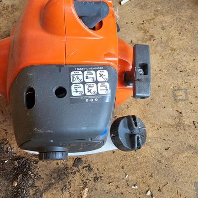 Husqvarna 128CD Gas String Trimmer (S-JS)
