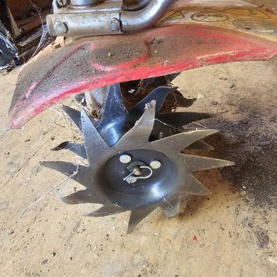 Mantis 8" Gas Garden Rototiller (S-JS)