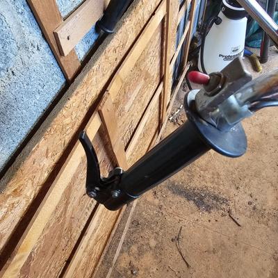 Mantis 8" Gas Garden Rototiller (S-JS)
