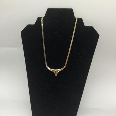 Chain faux gold necklace
