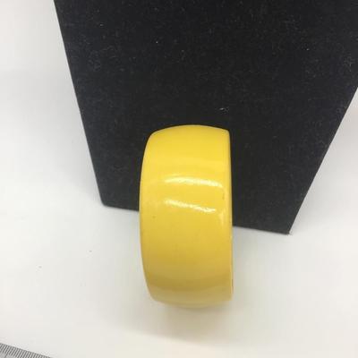 Yellow fashion Bracelet