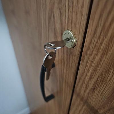 Pair of Storage Cabinets (G1-JS/UC-JS)