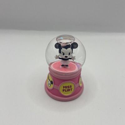 DISNEY SNOWGLOBES