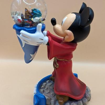 DISNEY SNOWGLOBES