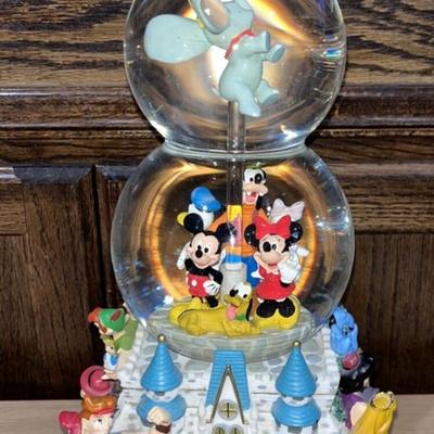DISNEY SNOWGLOBES