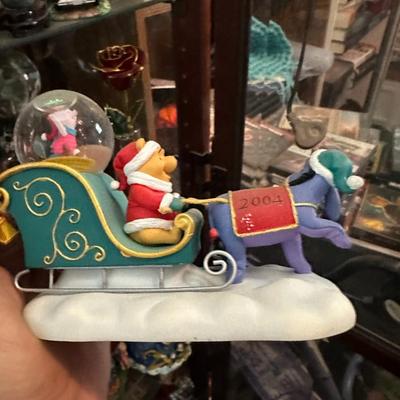 DISNEY SNOWGLOBES