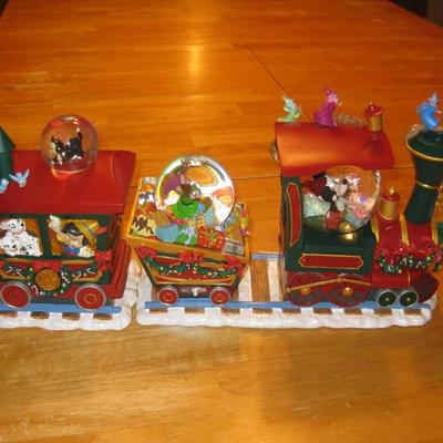 DISNEY SNOWGLOBES