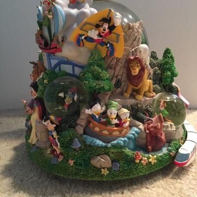 DISNEY SNOWGLOBES