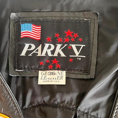 Leather Motorcycle Vests w/ Pins and Patches (UCC-DZ)